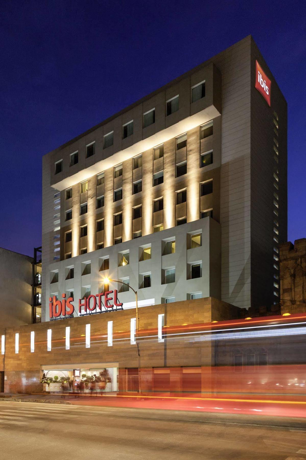Ibis Mexico Alameda Hotel Exterior photo